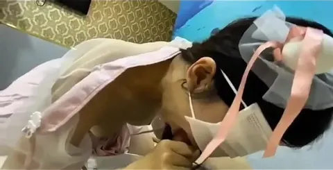 Poster of Chồng che mắt vợ còn cho dượng nhấp vào miệng vợ