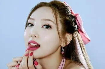 Poster of Lộ sex hay Nayeon TWICE với đại gia