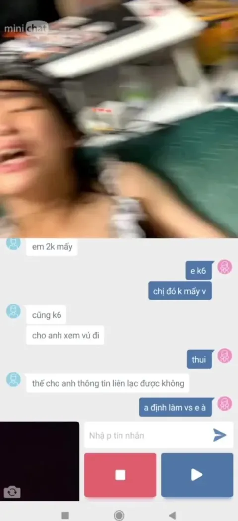 Poster of Vừa địt người yêu vừa gọi điện cho con bạn thân xem địt rồi bắt thủ dâm cho xem