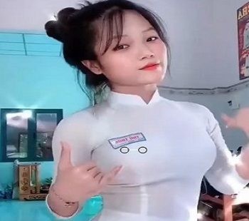 Gái xinh TPHT thủ dâm siêu sướng