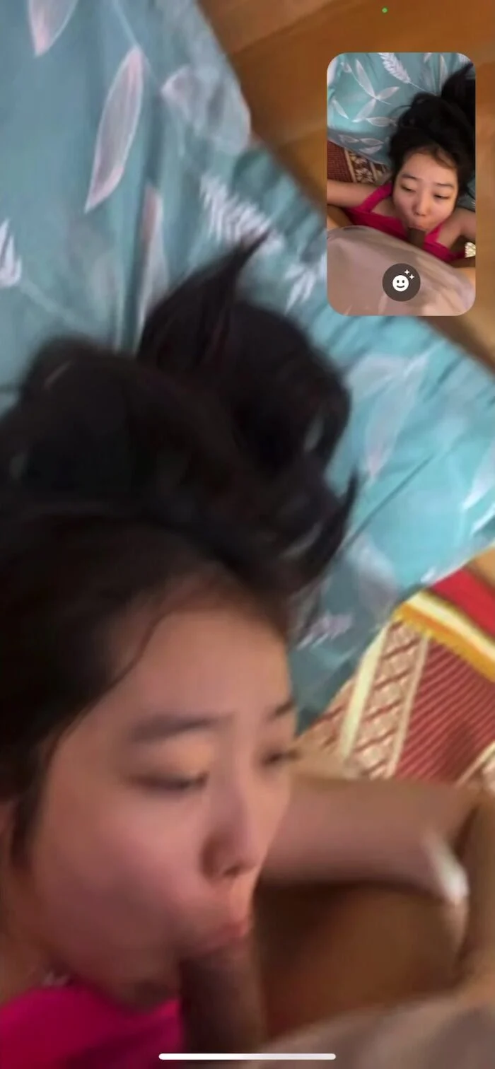 Nhỏ ngơ ngơ bú cak nghệ